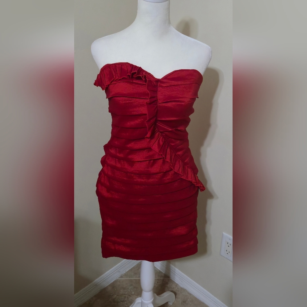 City Triangles Red Asymmetrical Ruched Bodycon Dress